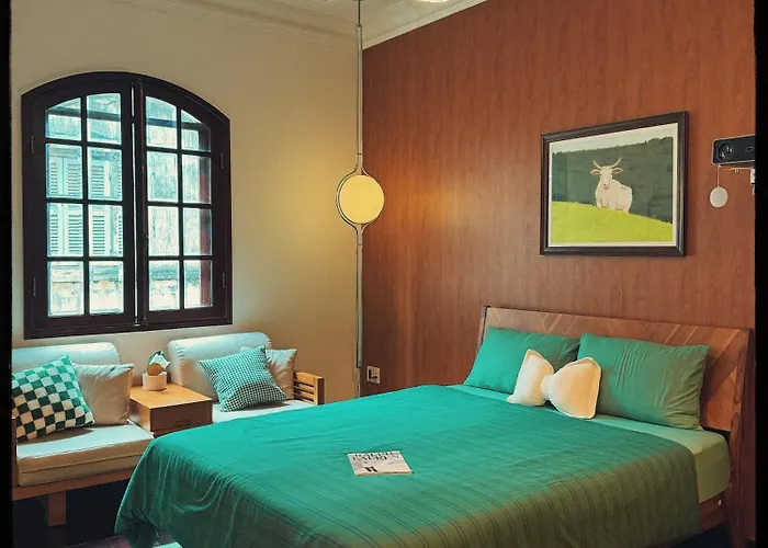 Smith Studio, Heart Of Saigon